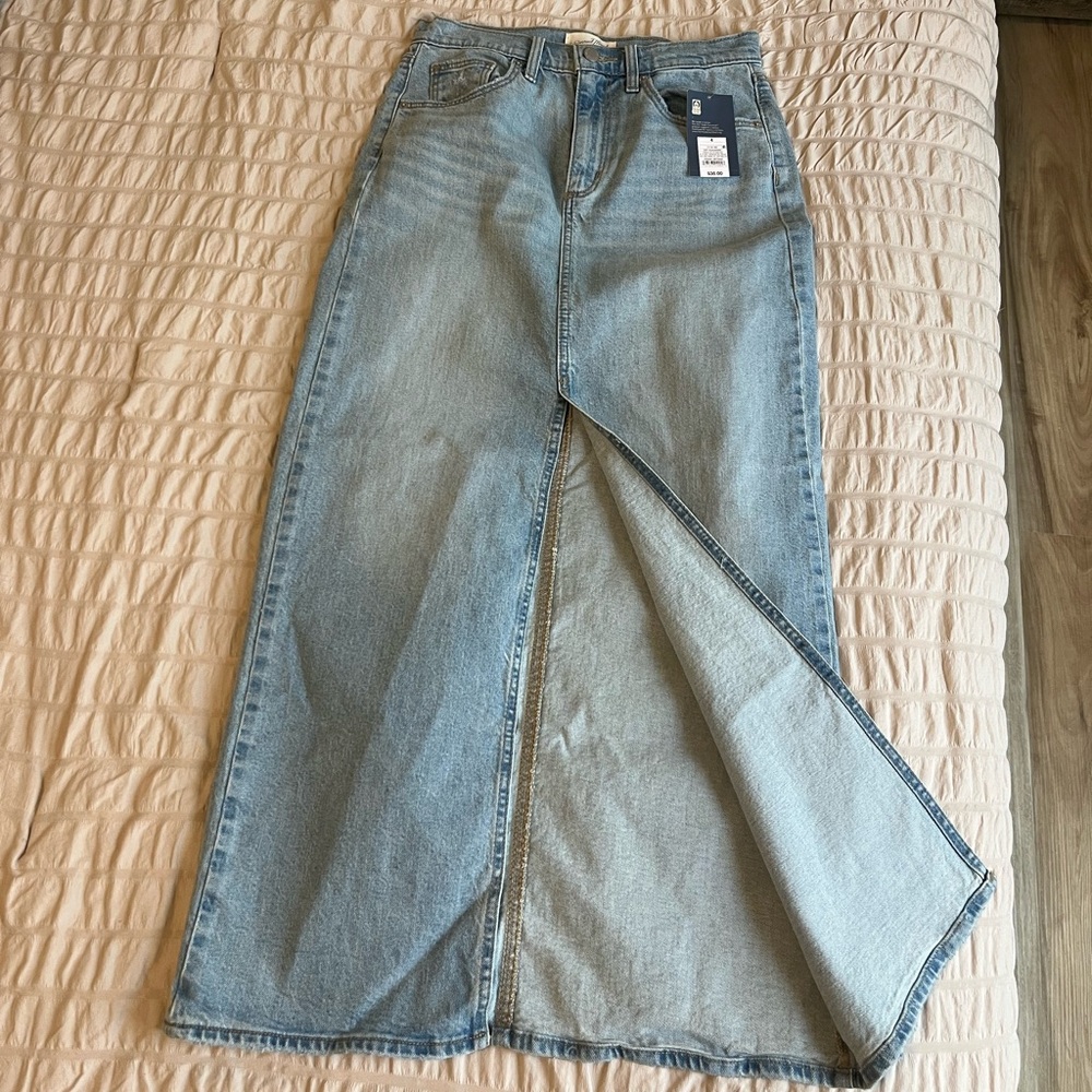 Women's Light Blue Denim Skirt